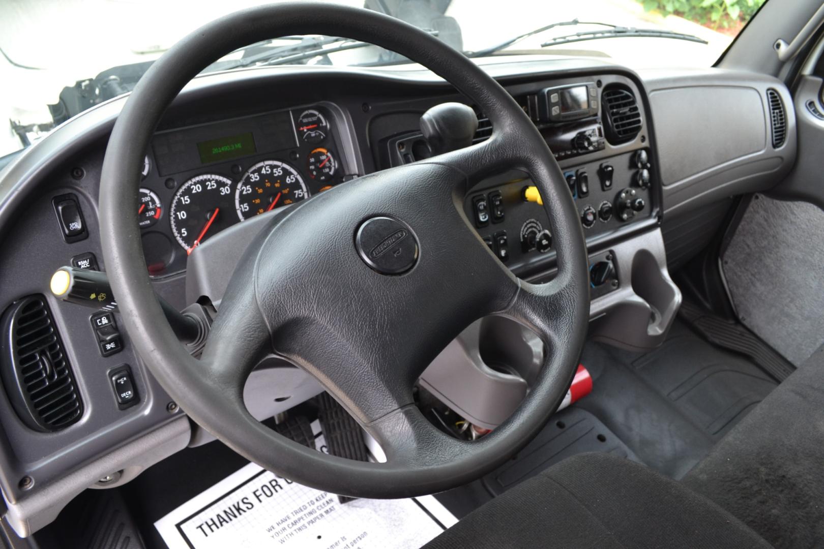 2019 YELLOW /BLACK FREIGHTLINER M2-106 with an CUMMINS B6.7L 240HP engine, ALLISON 2500RDS AUTOMATIC transmission, located at 9172 North Fwy, Houston, TX, 77037, (713) 910-6868, 29.887470, -95.411903 - Photo#13